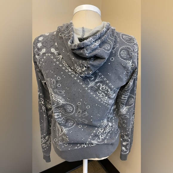 Urban Outfitters Gray Patterned Hoodie - Picture 4 of 7